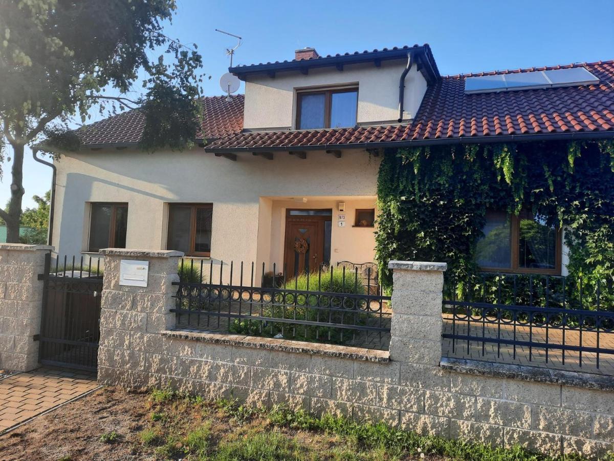 Apartman Mikulov Eksteriør bilde