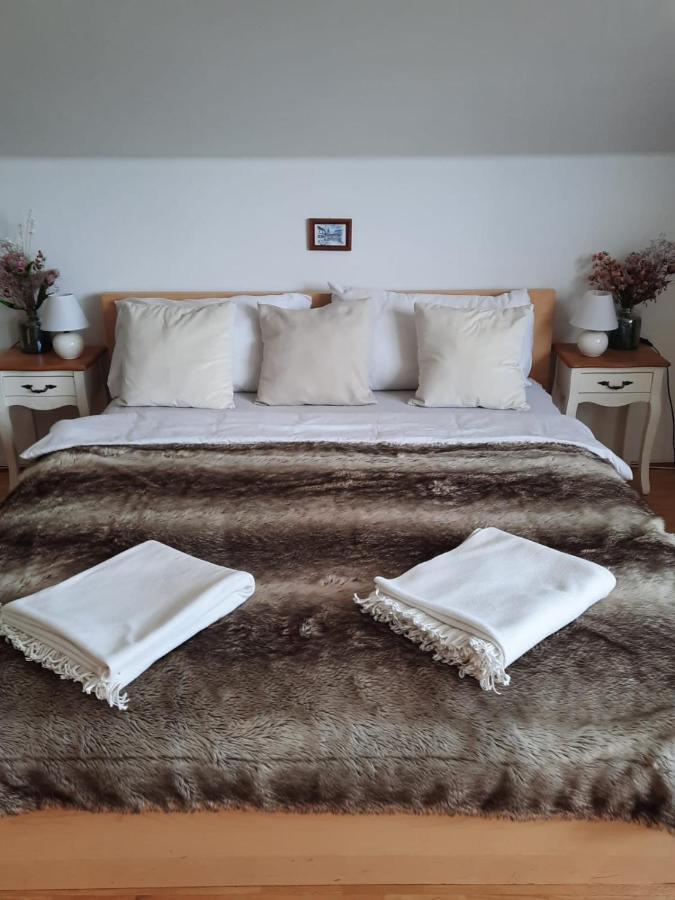 Apartman Mikulov Eksteriør bilde